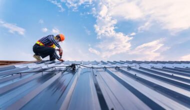 commercial vs. residential roofing contractors