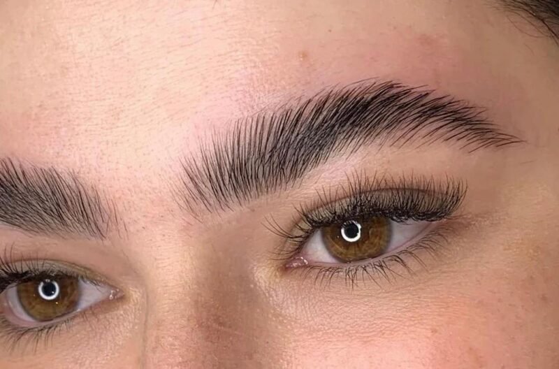 cosmetic eyebrow tattoo