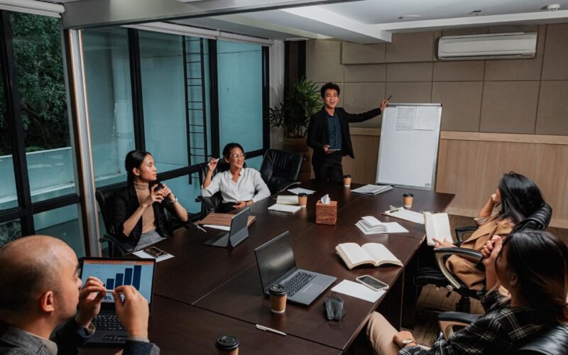 15 ways managers can build a culture of collaboration and trust