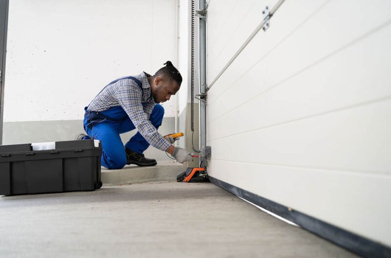 garage door repair service