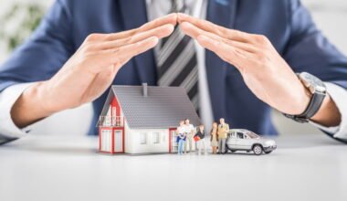navigating the essentials of estate planning with a professional estate lawyer
