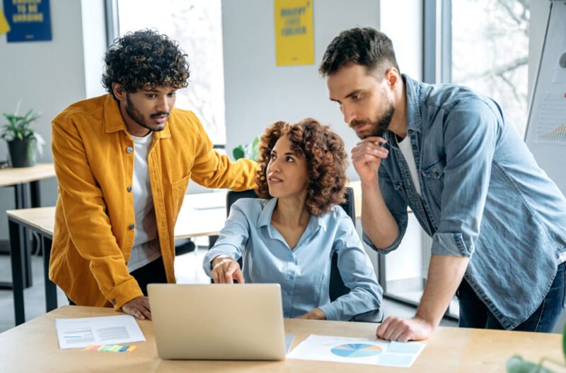 parallel dialer to scale outreach