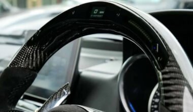 choosing a custom steering wheel