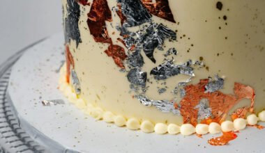 custom cakes