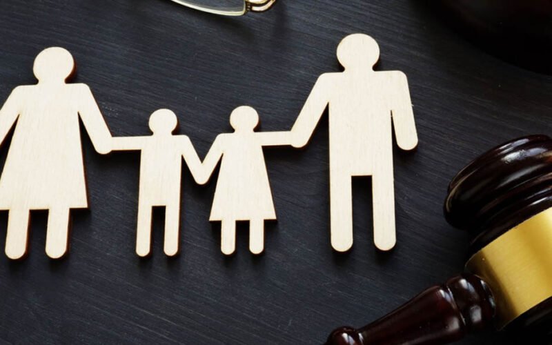navigating child custody in divorce