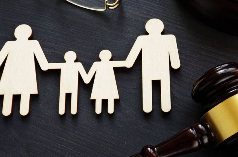 navigating child custody in divorce