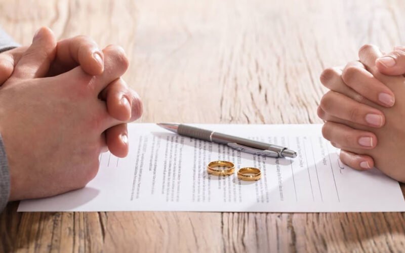 navigating divorce