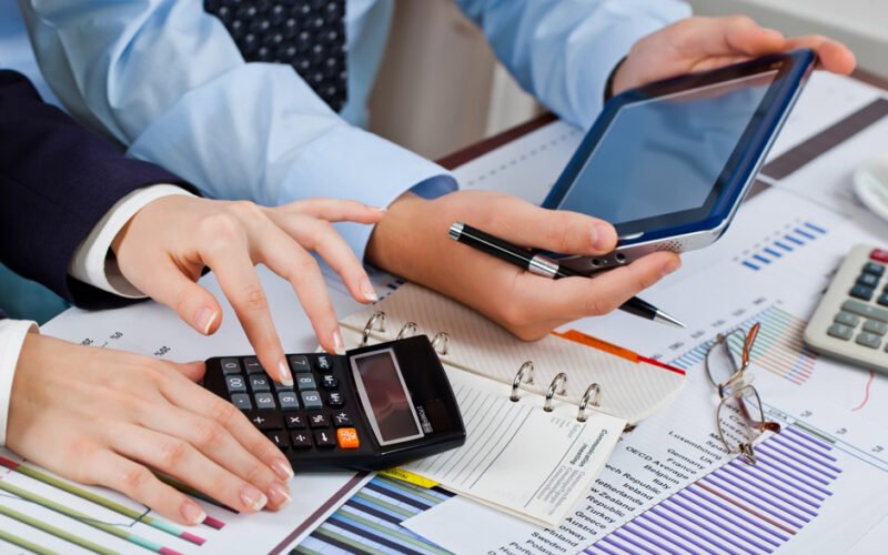 peo services to simplify hr