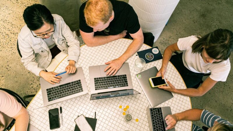 the startup guide to coworking contracts