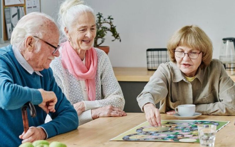 creative activities for enhancing cognitive health in seniors