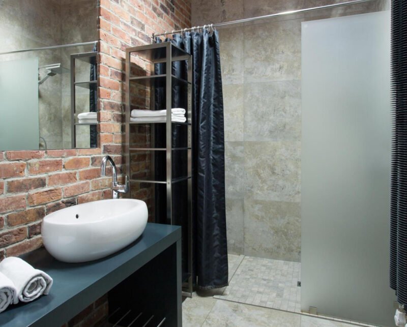 four modern bathroom design elements for a luxe look