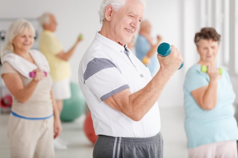 how engaging activities keep seniors active, social, and healthy