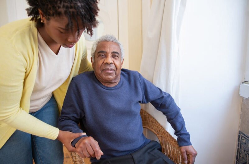 how may seniors need assistance