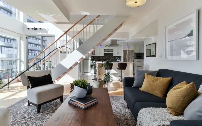 how paint color and texture define modern interior style