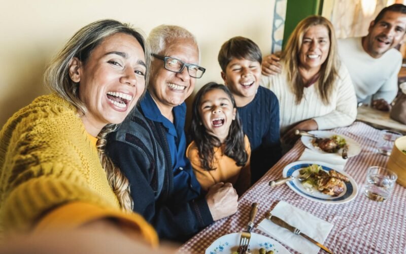 how seniors can celebrate the holidays safely