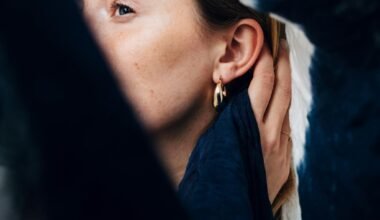 minimal jewelry & statement pieces