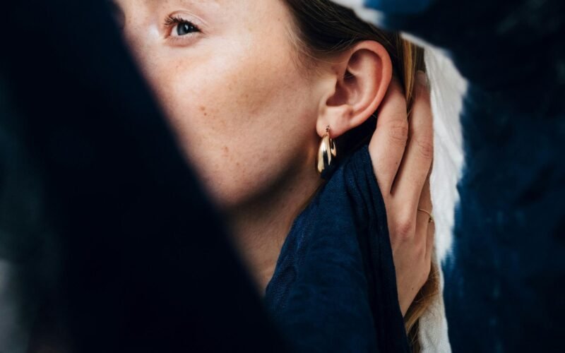 minimal jewelry & statement pieces