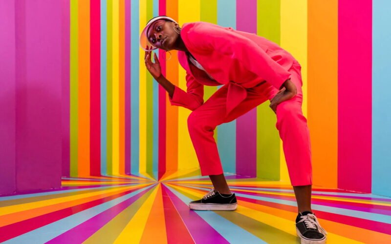 the role of color theory in designing effective business signs