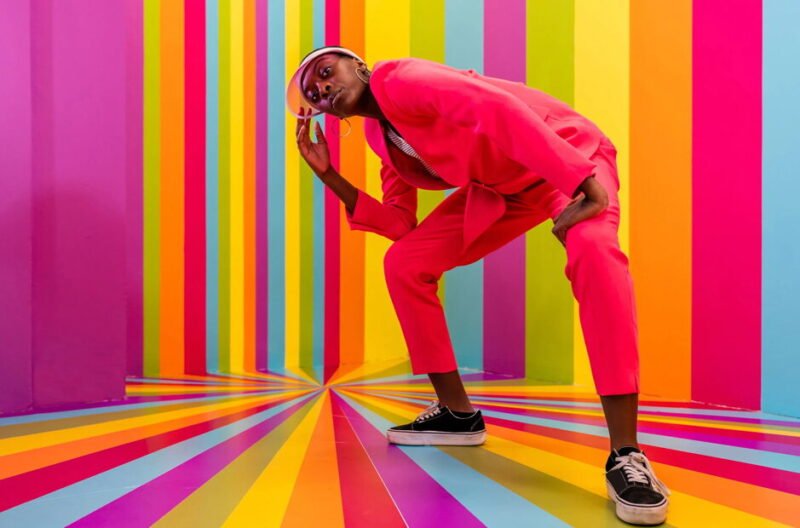 the role of color theory in designing effective business signs