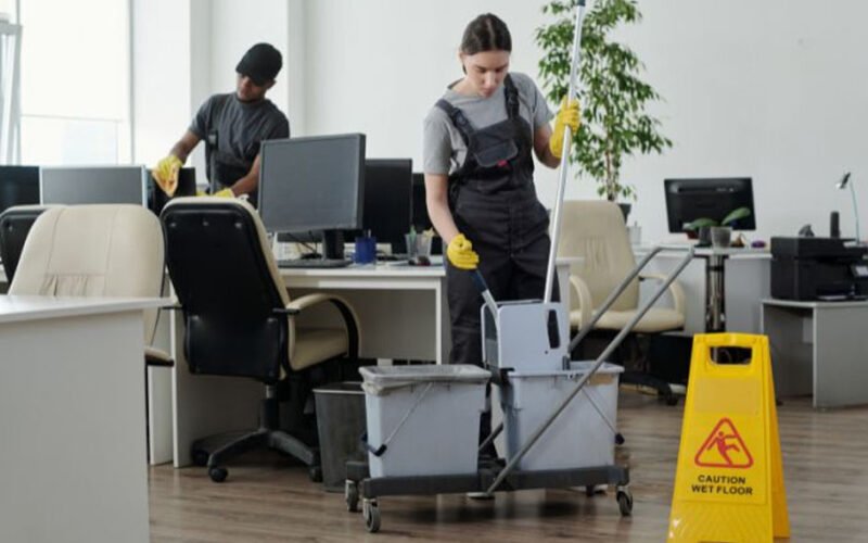 the role of corporate office cleaning in workplace efficiency
