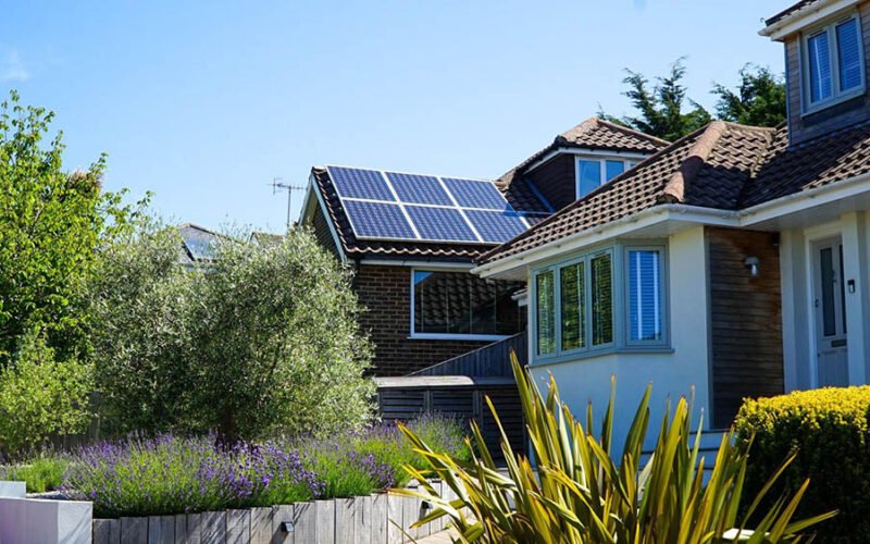 why solar panels are the smart choice for your home