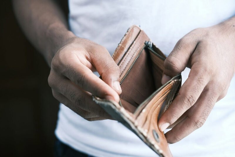 5 everyday habits that are secretly draining your wallet