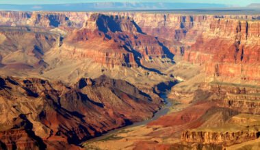 breathtaking canyon views in tusayan