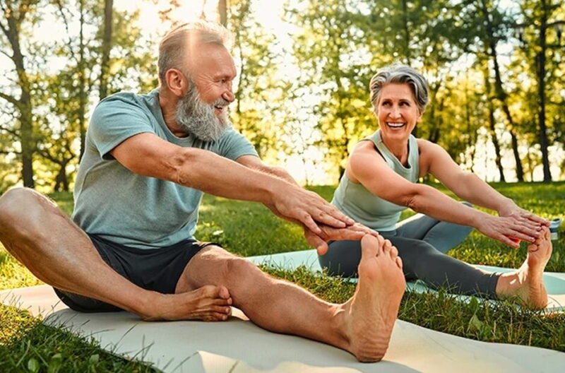 choosing the right exercise for seniors a comparative guide