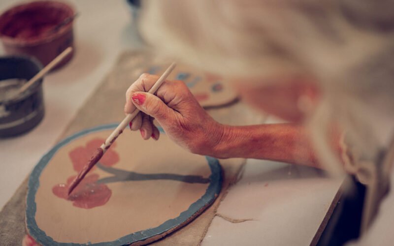 enhancing emotional well being through artistic expression in seniors