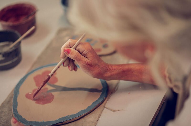 enhancing emotional well being through artistic expression in seniors
