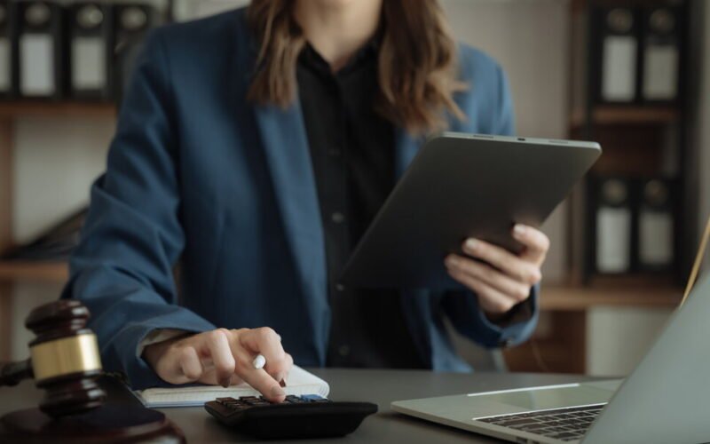 how personal injury lawyers calculate your potential settlement