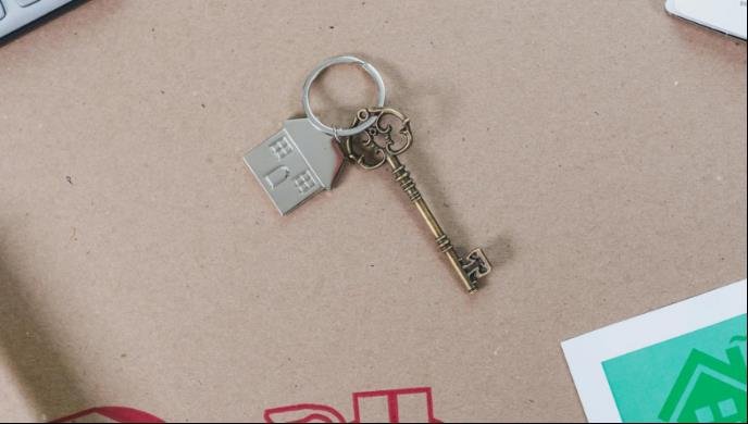 the art of the personalized leather keychain 2