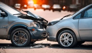 why hiring a lawyer makes a huge difference in a car accident case