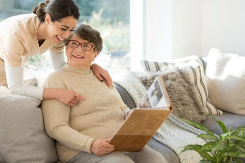 compassionate memory care for seniors in assisted living