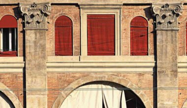 exploring the artistic value of architectural pilasters in modern spaces