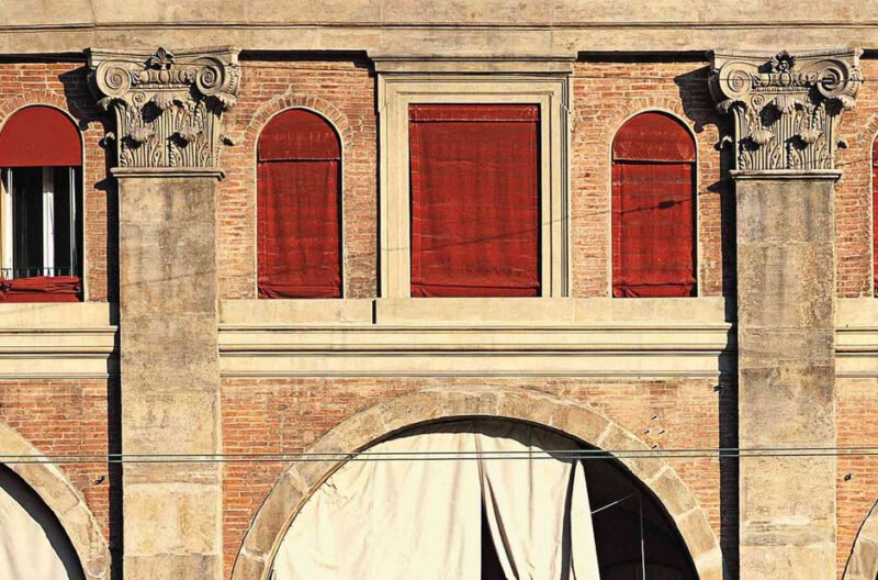 exploring the artistic value of architectural pilasters in modern spaces