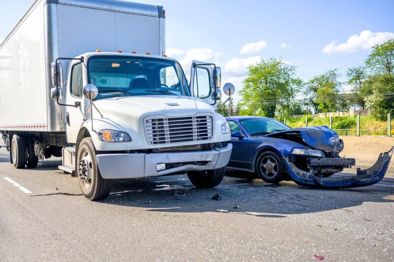 how truck accident lawyers help victims after serious crashes