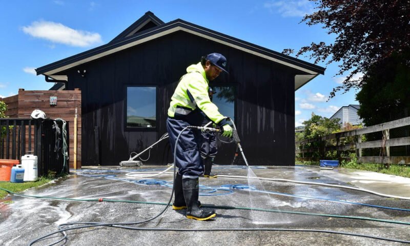 how to keep your driveway clean all year