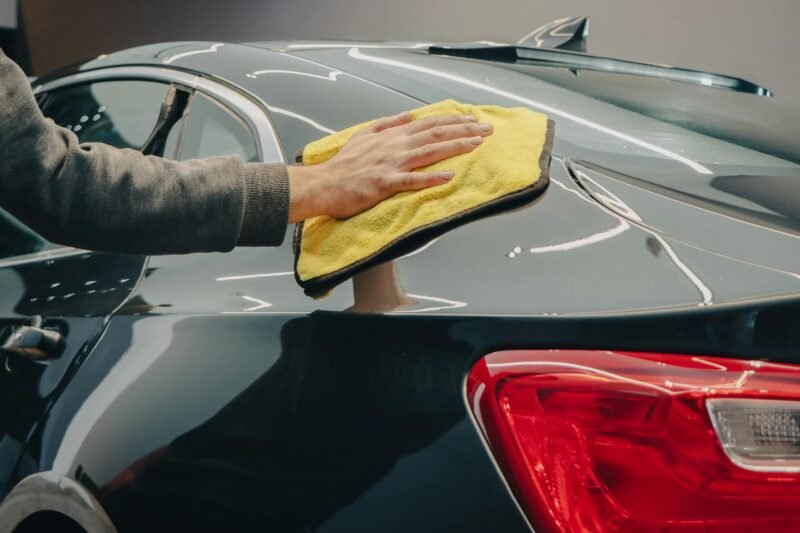 a comprehensive guide to car detailing cloths and proper cleaning techniques