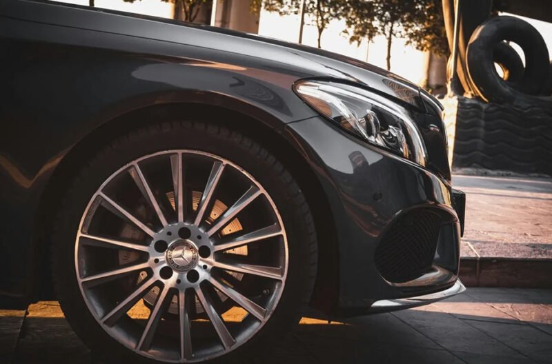 how luxury vehicles are shaping modern travel