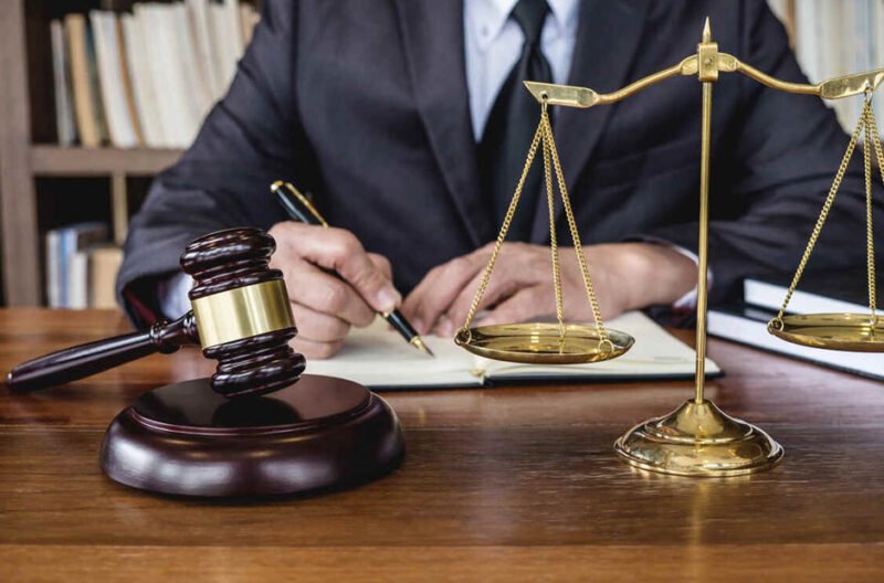 how to choose the right injury lawyer in utah