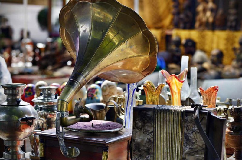 antiques and collectibles