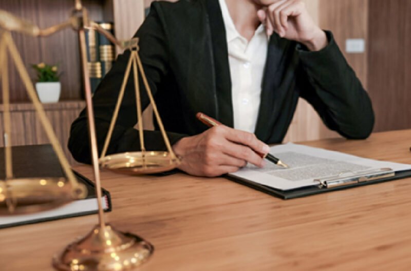 how lawyers review evidence during criminal defense cases