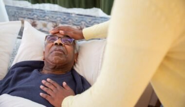 6 signs it may be time to consider more support for aging parents