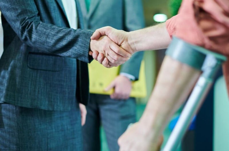 how to choose the right personal injury lawyer for your needs