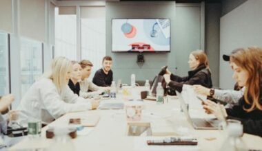 how to cut overhead costs without sacrificing efficiency