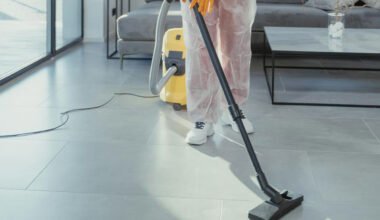 signs that your home may be contaminated with mold (1)