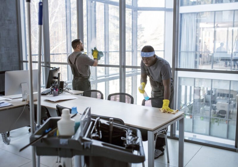 embracing sustainable cleaning solutions for a healthier workplace