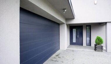 the art of choosing a garage door