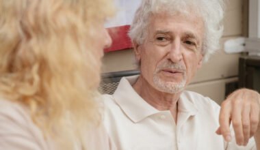 5 tips to make it easier for you to navigate old age (1)